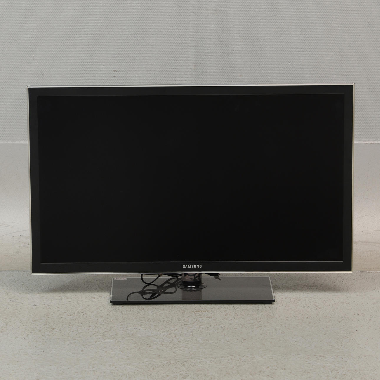 LED TV, 40", Samsung, 2010s.