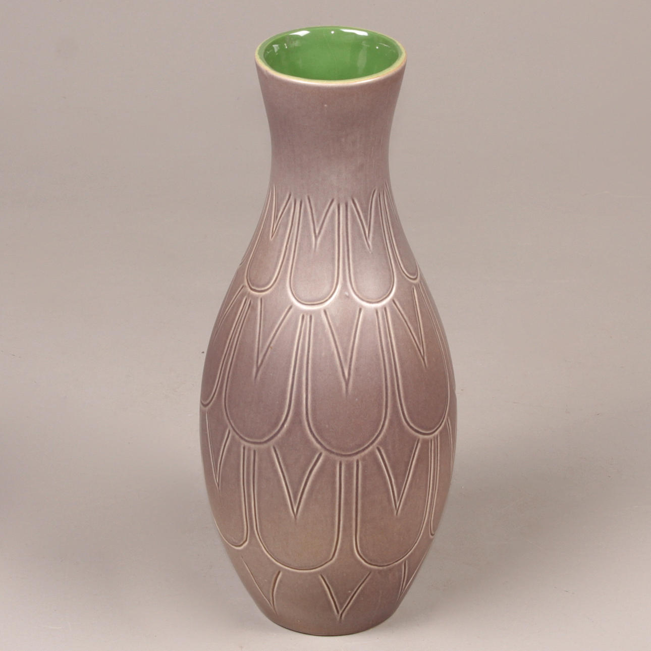 GOLVURNA, keramik, Bo Fajans, 1900-tal.