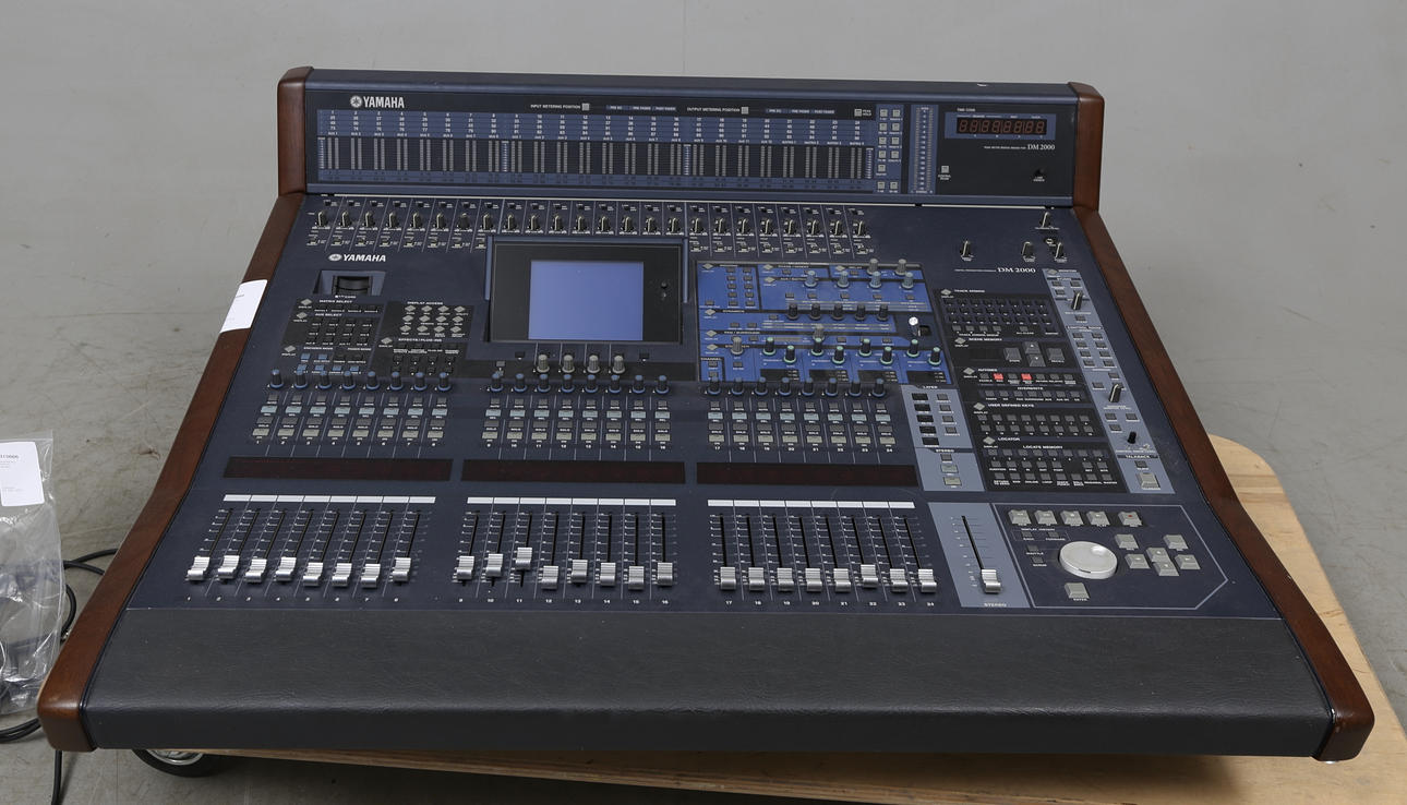 MIXERBORD, DM2000, Yamaha.