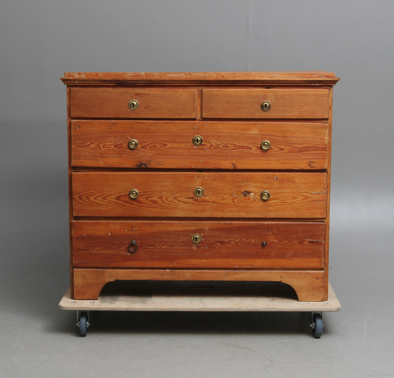 BYRÅ, omkring 1800.