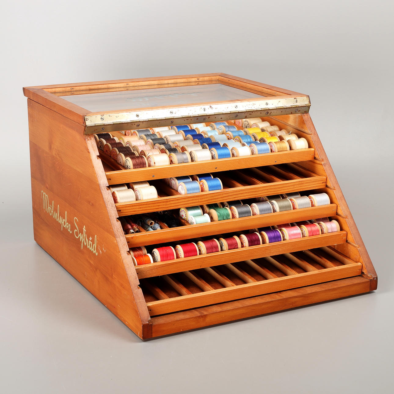 SYTRÅDSMONTER, Mölnlycke Sytråd, 1950-tal.