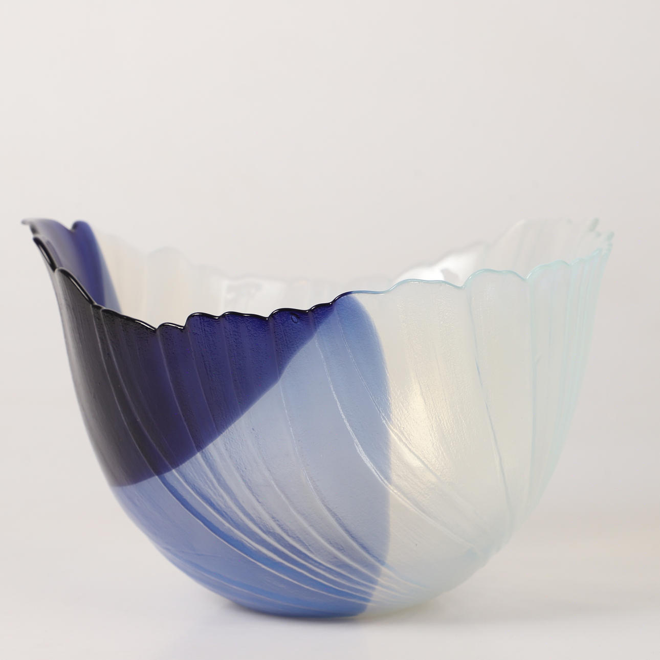 MATS JONASSON. Skål, glas, Målerås.