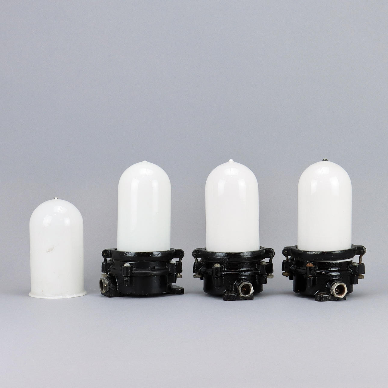 LAMPOR 3 st, Sieverts Kabelverk, 1930-tal.