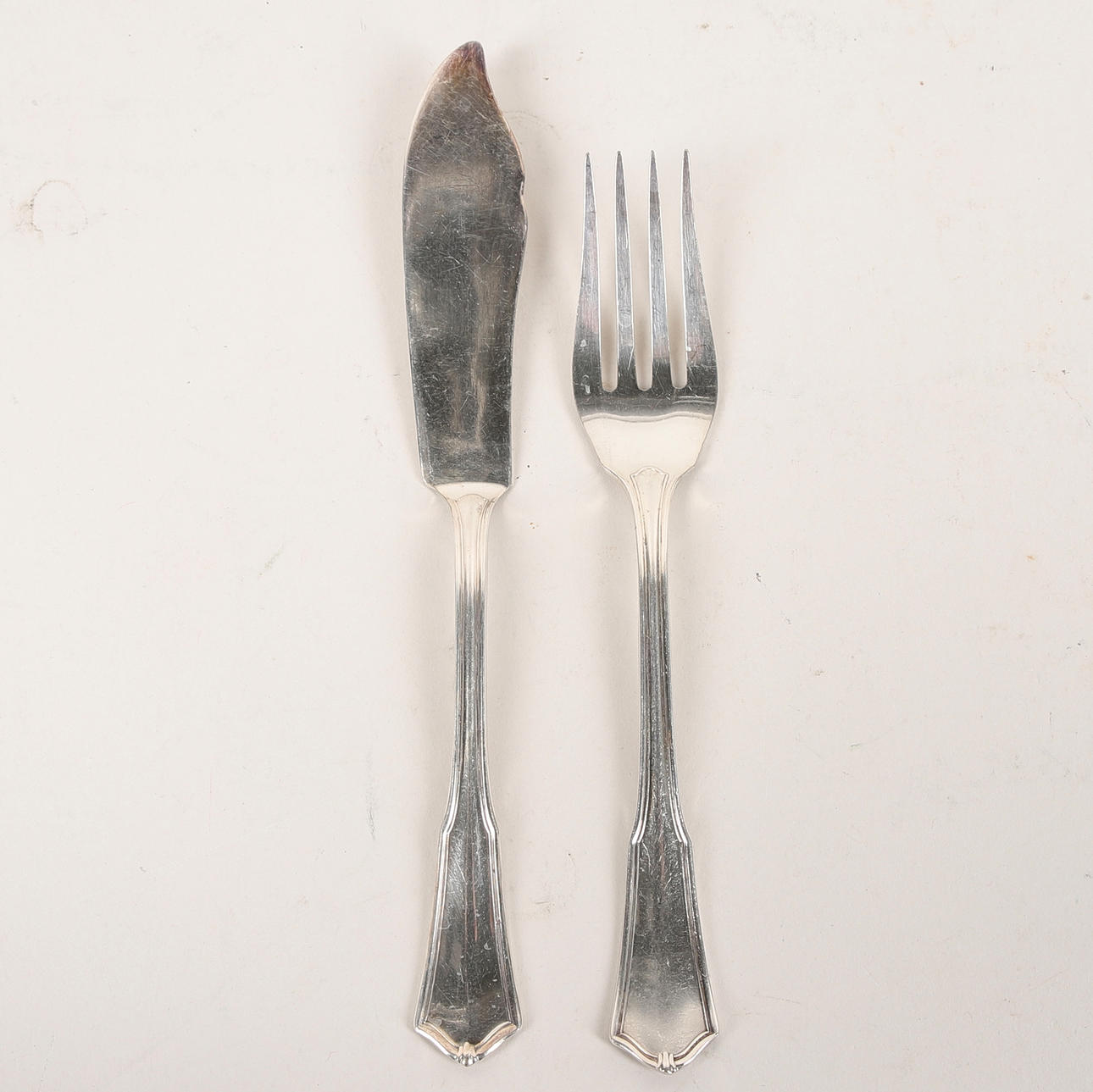FISH CUTLERY, silver plated, Oneida community reliance plate.
