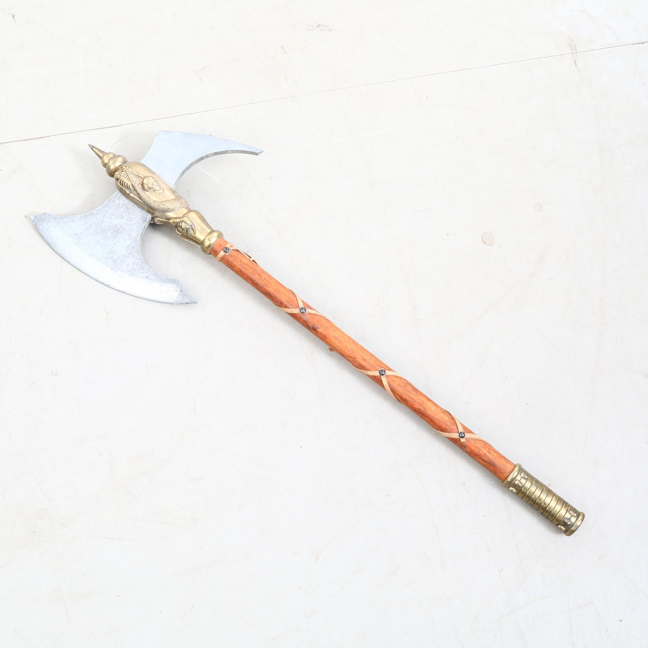 AXT, Fantasie. Zeitgemäß.