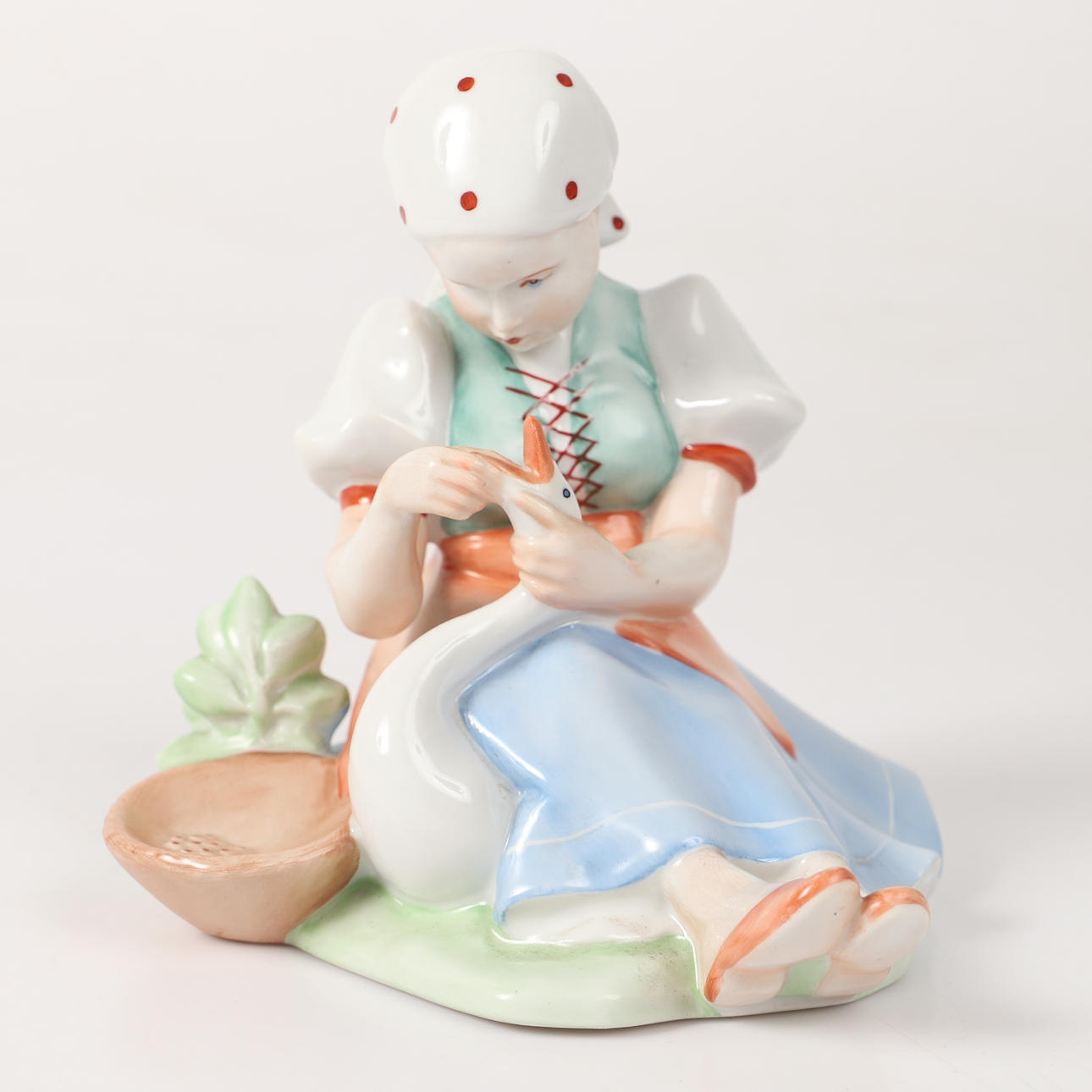 FIGURIN, porslin, Zsolnay Pecs, Ungern.