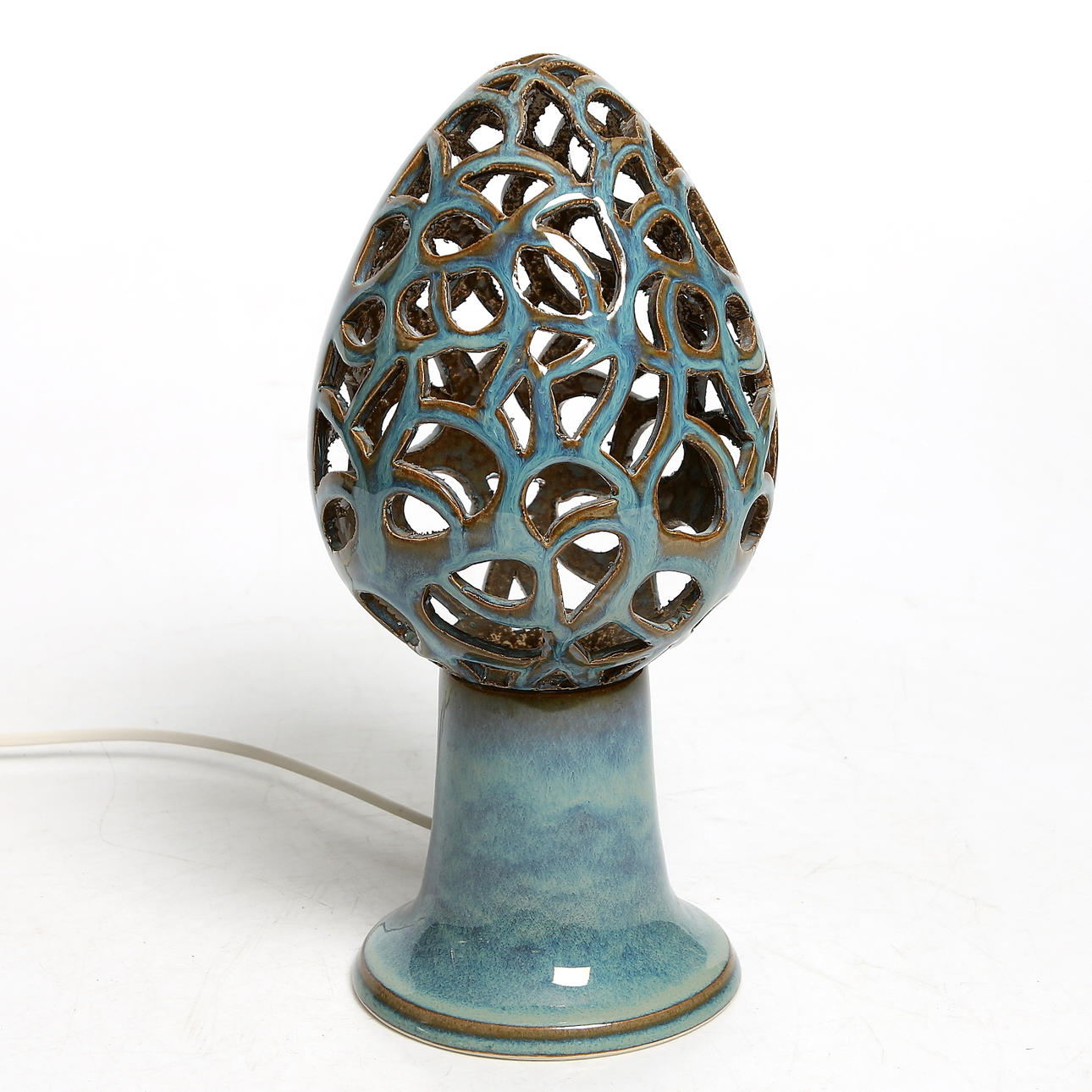 BORDSLAMPA, keramik, Anders Dolk, Bältarbo Keramik, Hedemora signerad och daterad 2002.