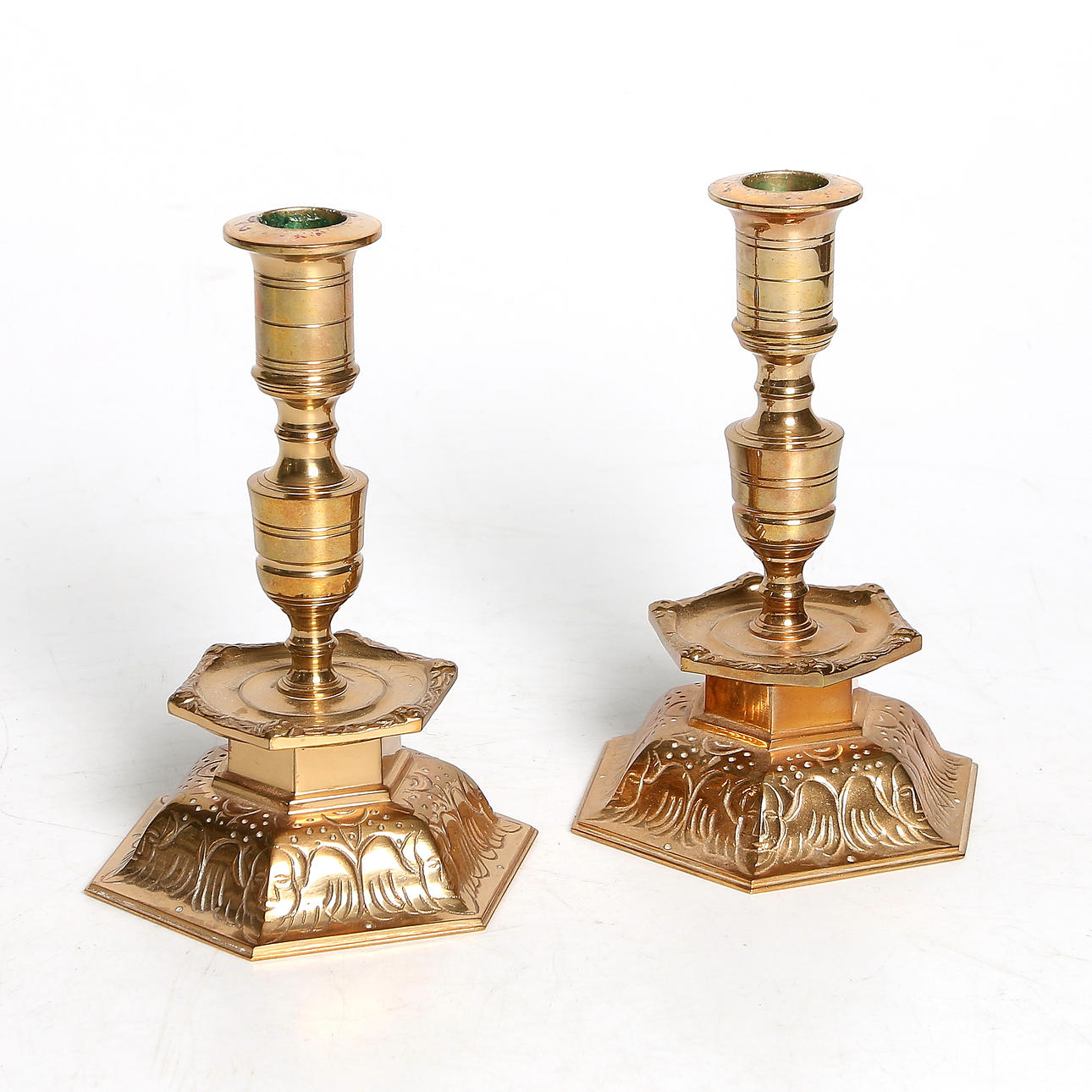 LJUSSTAKAR, ett par, mässing, Ystad Metal, 1900-tal.