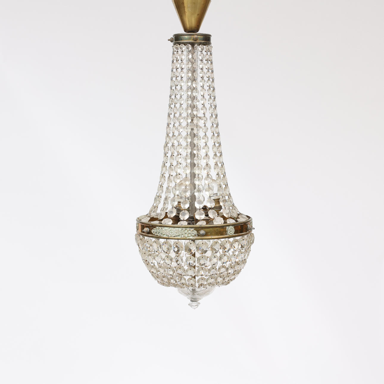 Korbleuchter, 20. Jahrhundert.