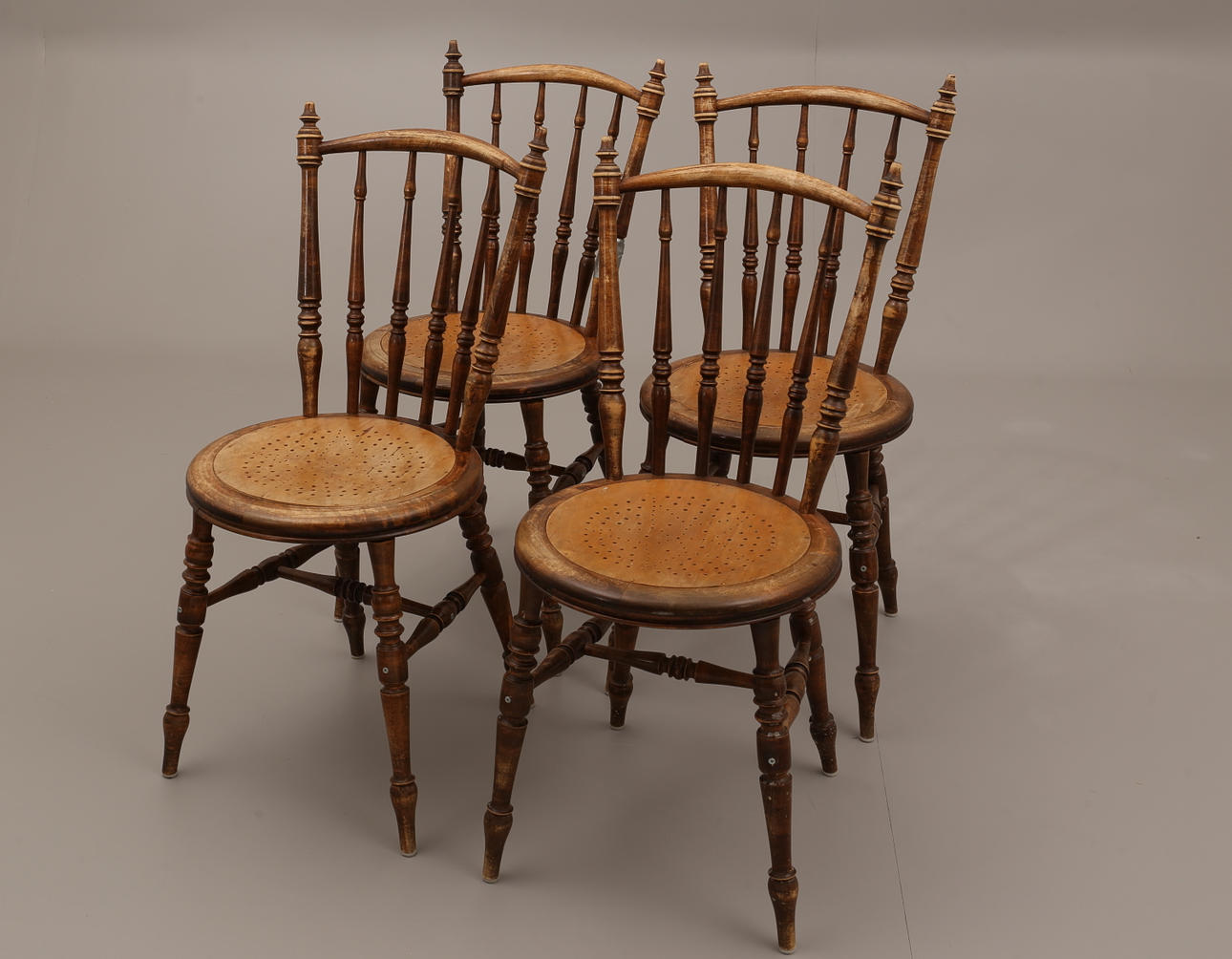 STOLAR, 4 stycken, bonad björk, sekelskiftet 1900.
