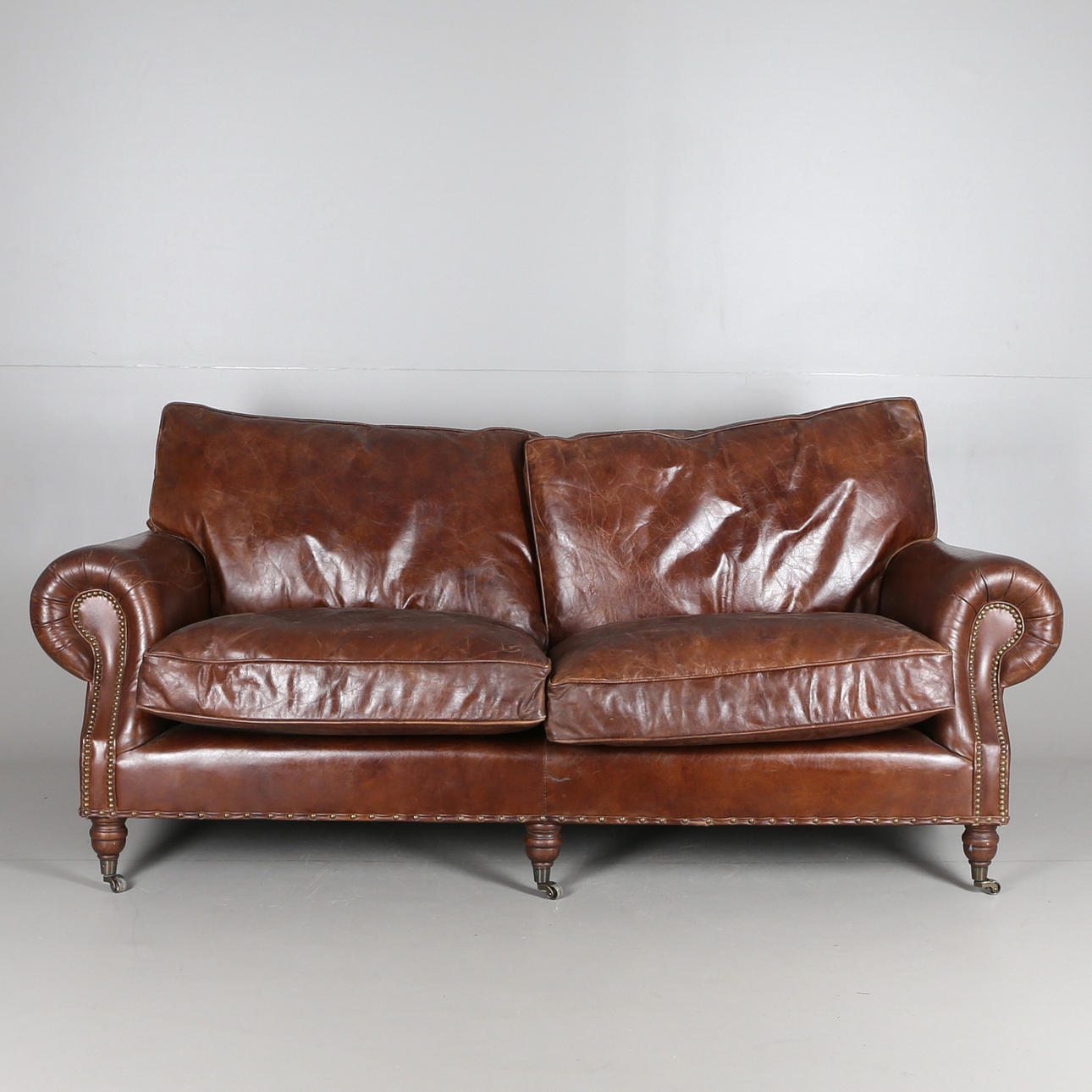 SOFFA, skinn, Howardmodell, samtida.