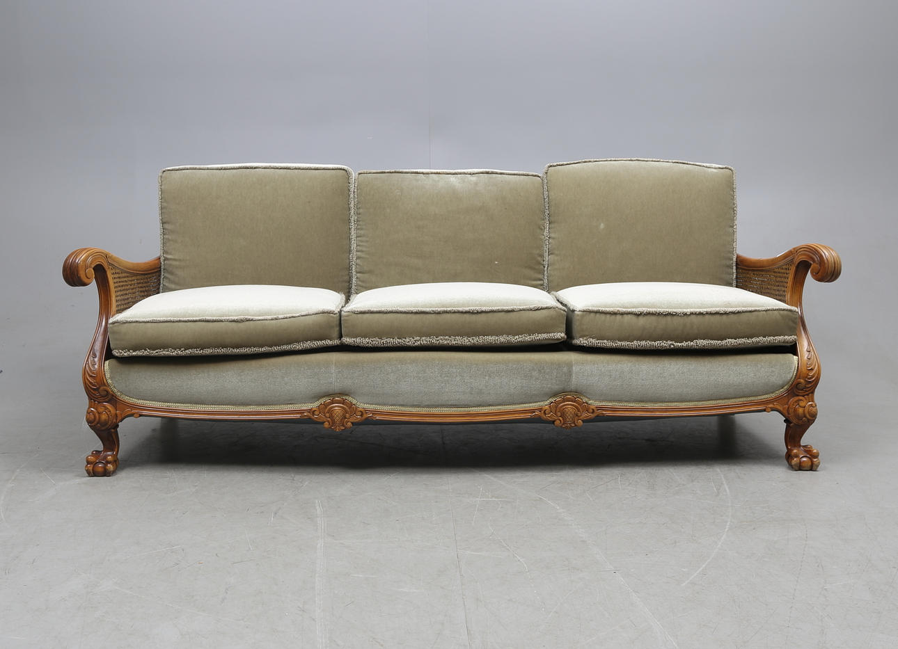 SOFFA, chippendale-stil, 1900-talets första hälft.