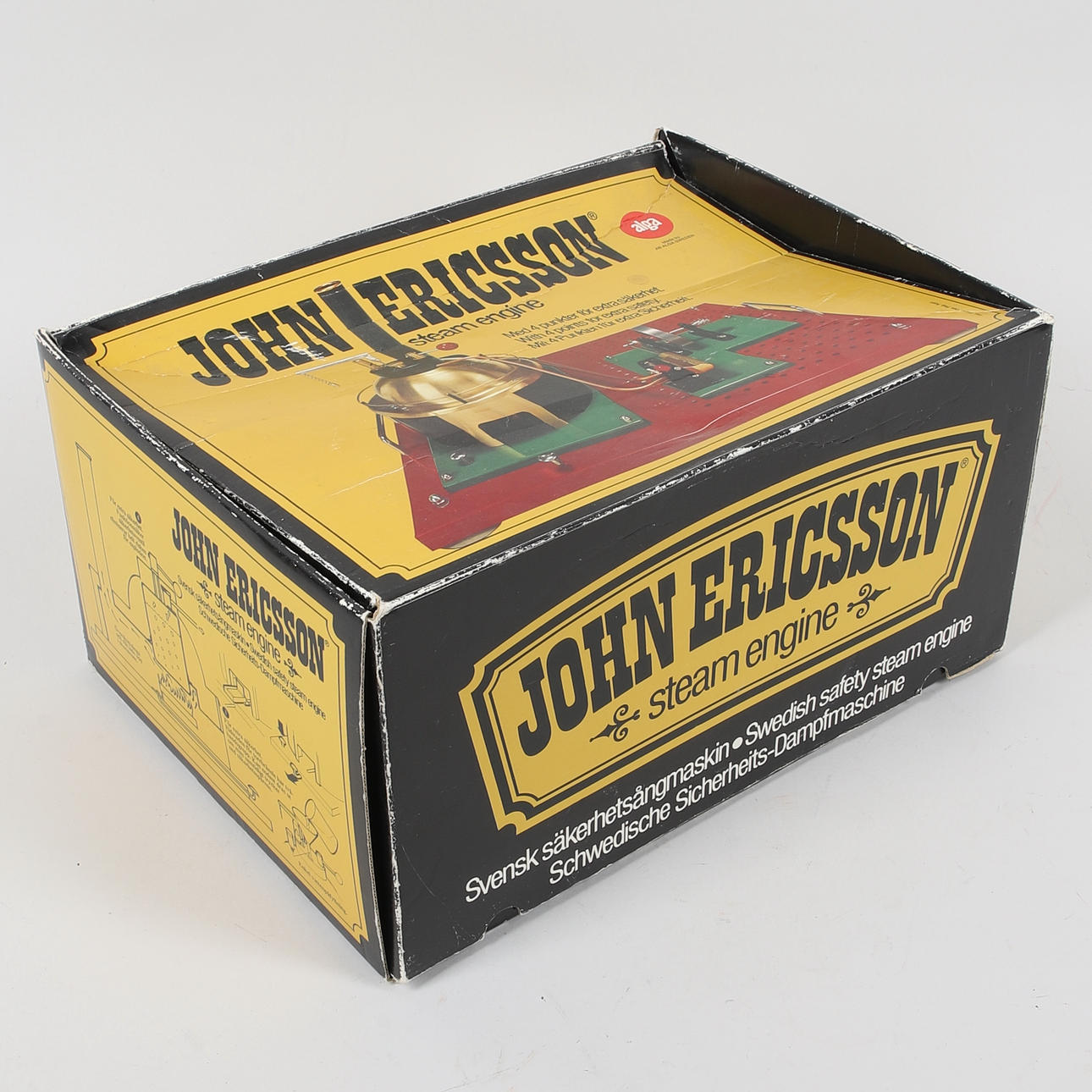 A steam engine, “John Ericsson Steam Engine”, with accessories from Wilesco, AB Alga, later half of the 20th century.