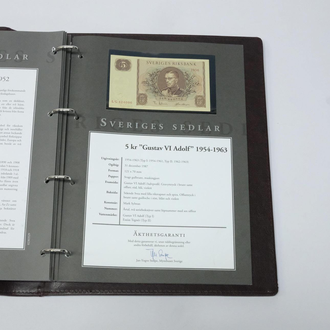 SVENSKA SEDLAR I ALBUM.