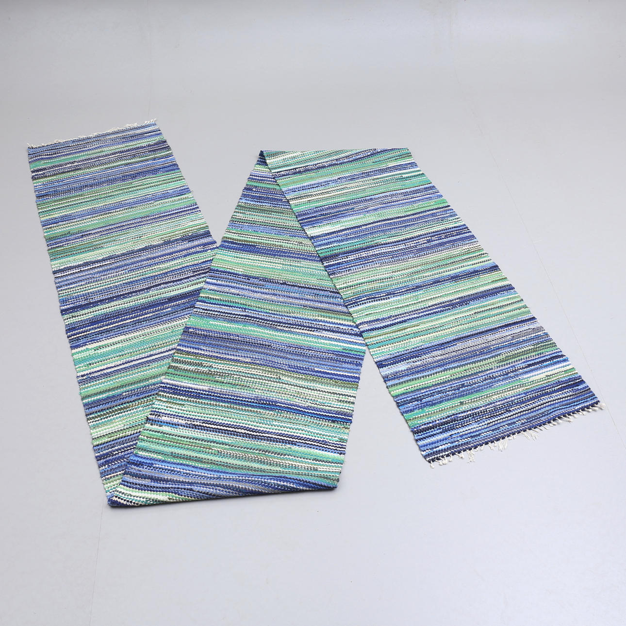 TRASMATTA, blå/grön, 670 cm.