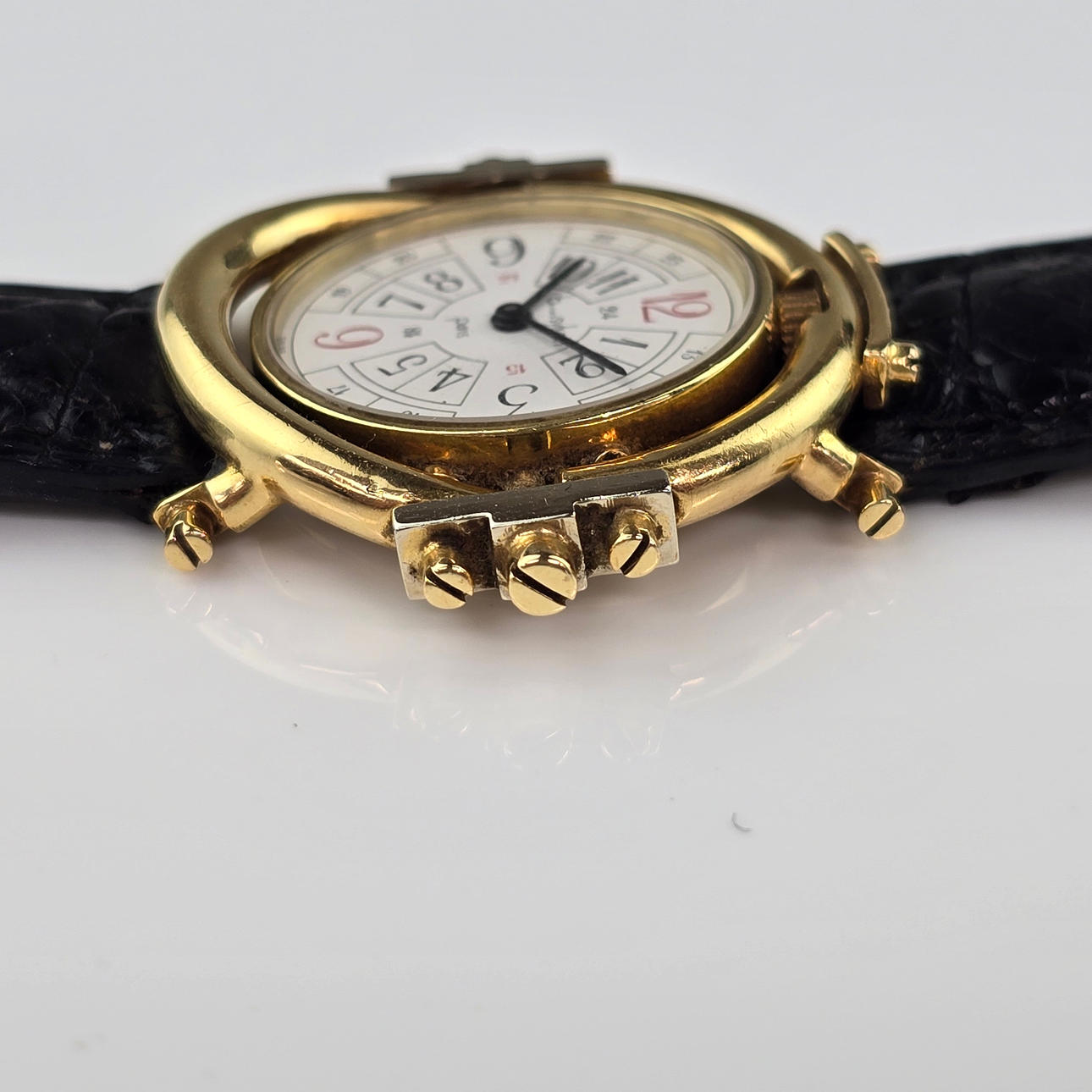 18K WRISTWATCH - “BERNARD SYLVAIN Paris” dial, Switzerland