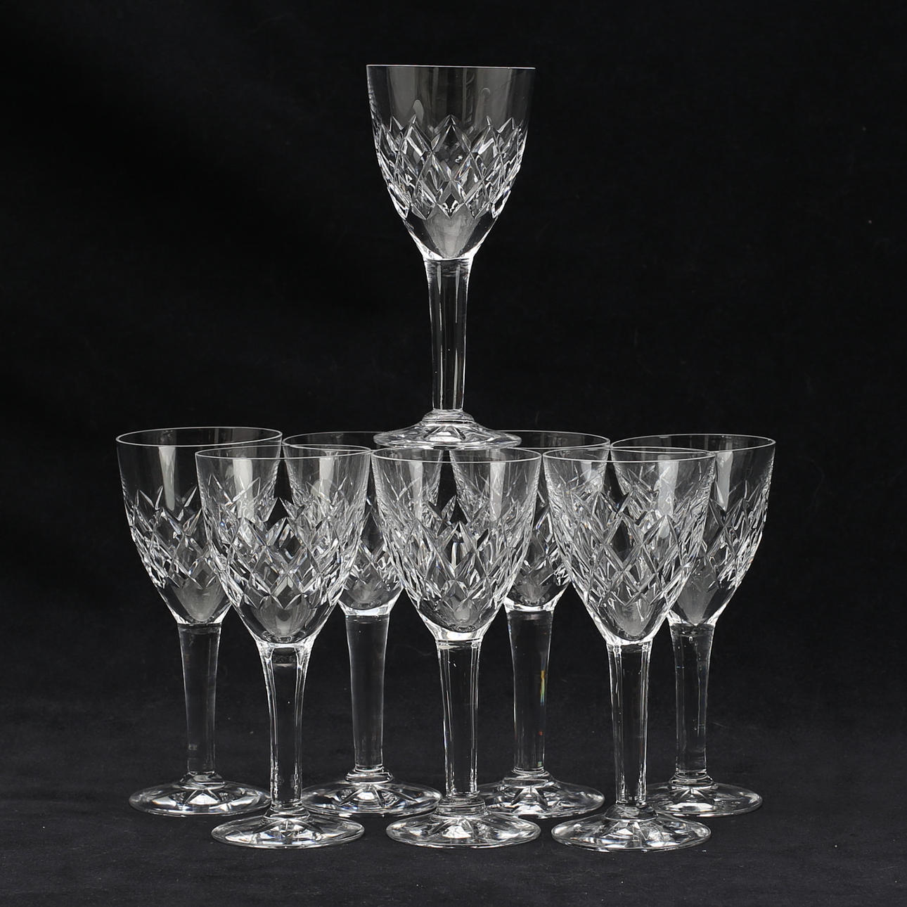 VINGLAS, 8 st, slipad dekor, modell "Bror", 1900-talets början.