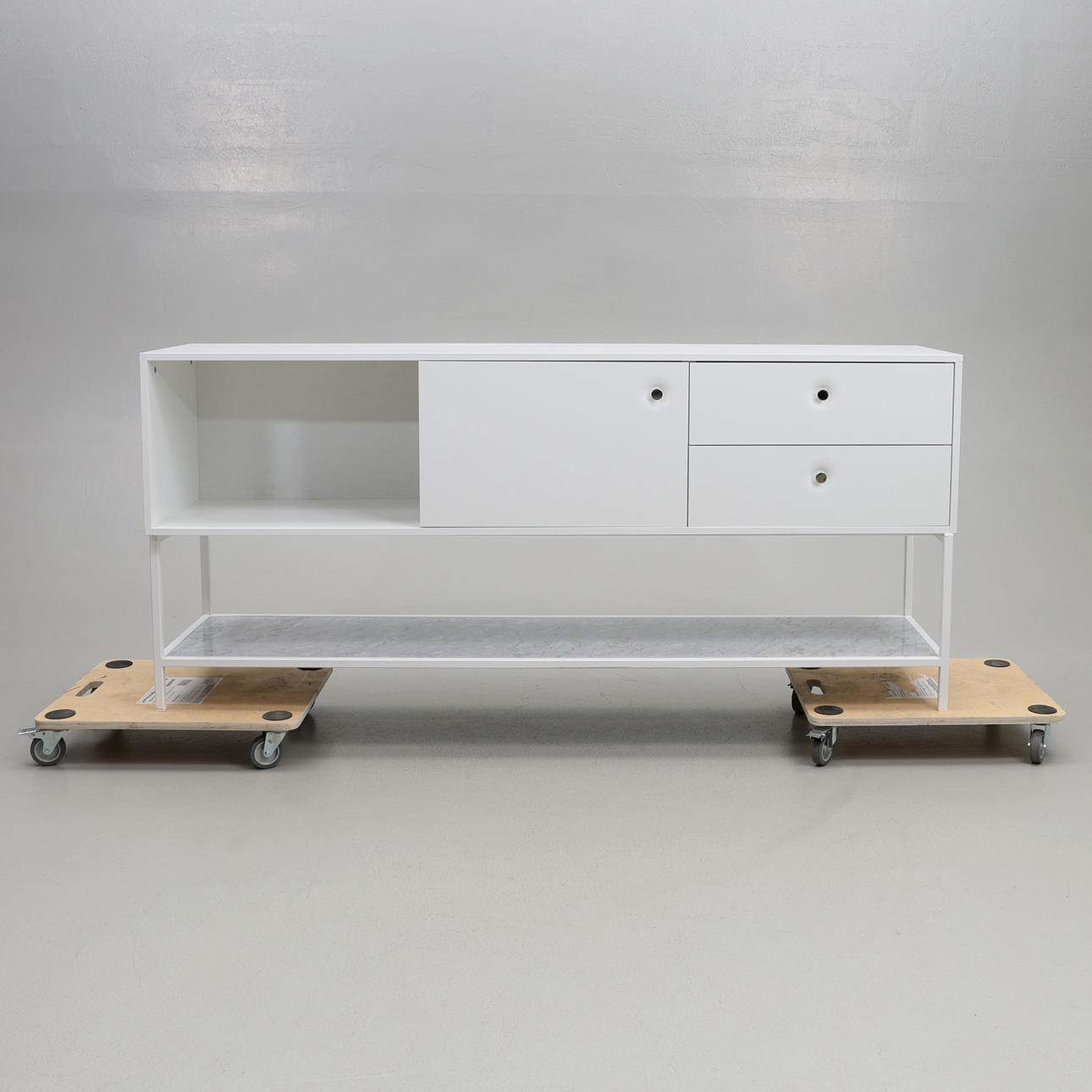 STINA SANDWALL. Sideboard, "Viti" för Voice.