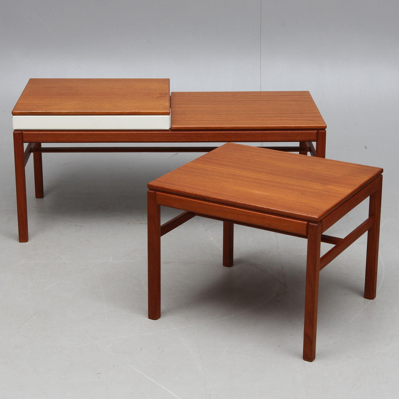 BORD / BLOMBORD, 2 st, "Casino", Engström och Mystrand, Tingströms, 1960-tal.