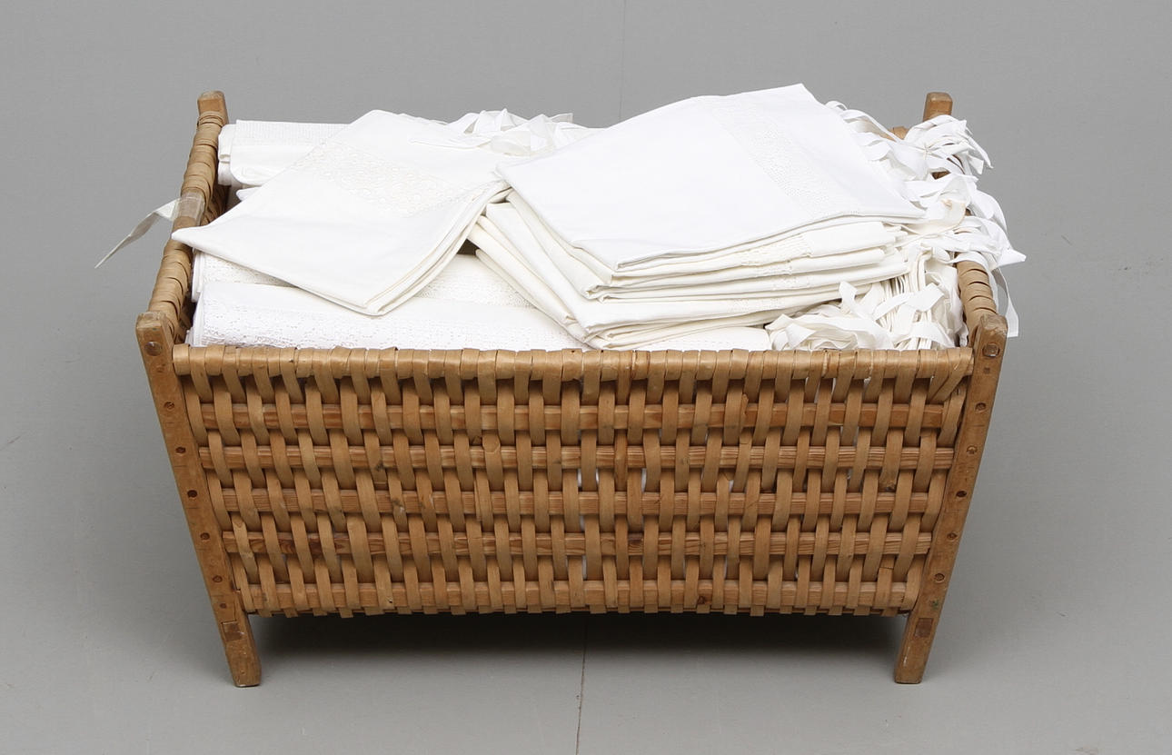 LINNEVAROR,Sänglinne.