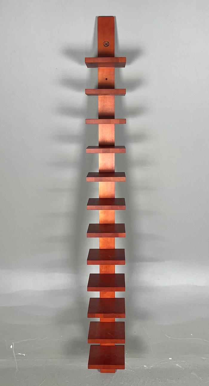 JOHN KANDELL. HYLLY, ”Pilaster”, Källemo.