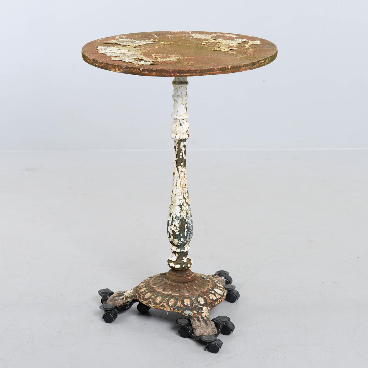 CAFÉBORD, gjutjärn, 1900-tal.