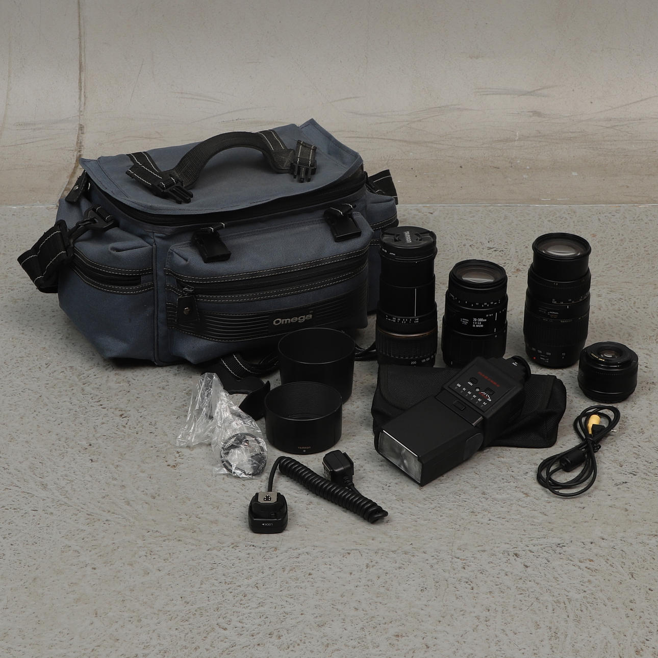 Objektiivit ja tarvikkeet tuotteelle Canon.