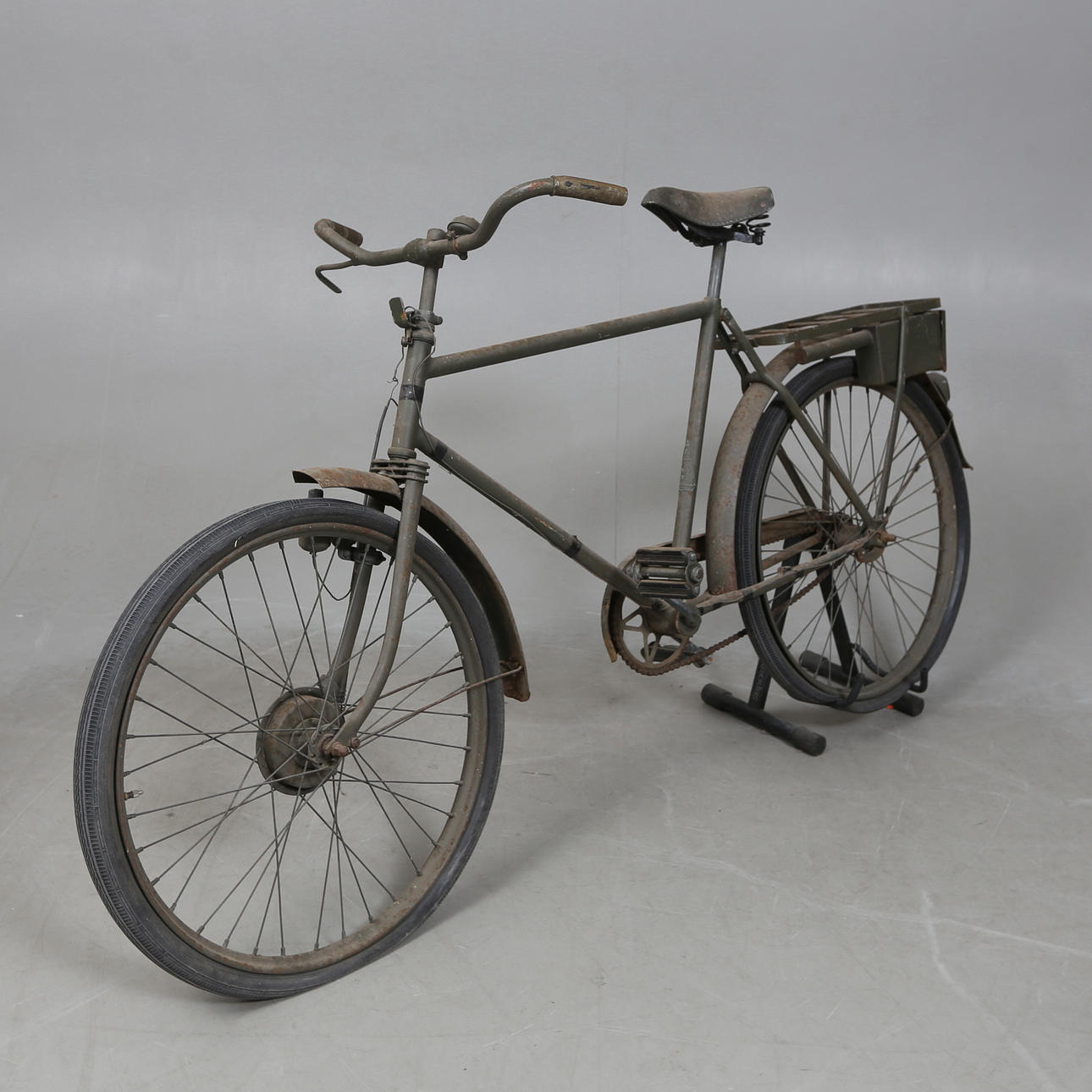 MILITARY BIKE, Monarch, M-42.