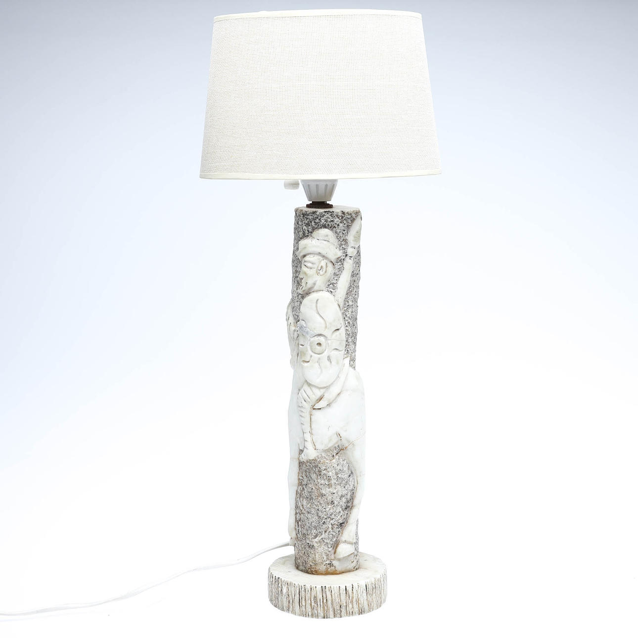 LÁMPARA DE MESA, DÉCADA DE 1900.