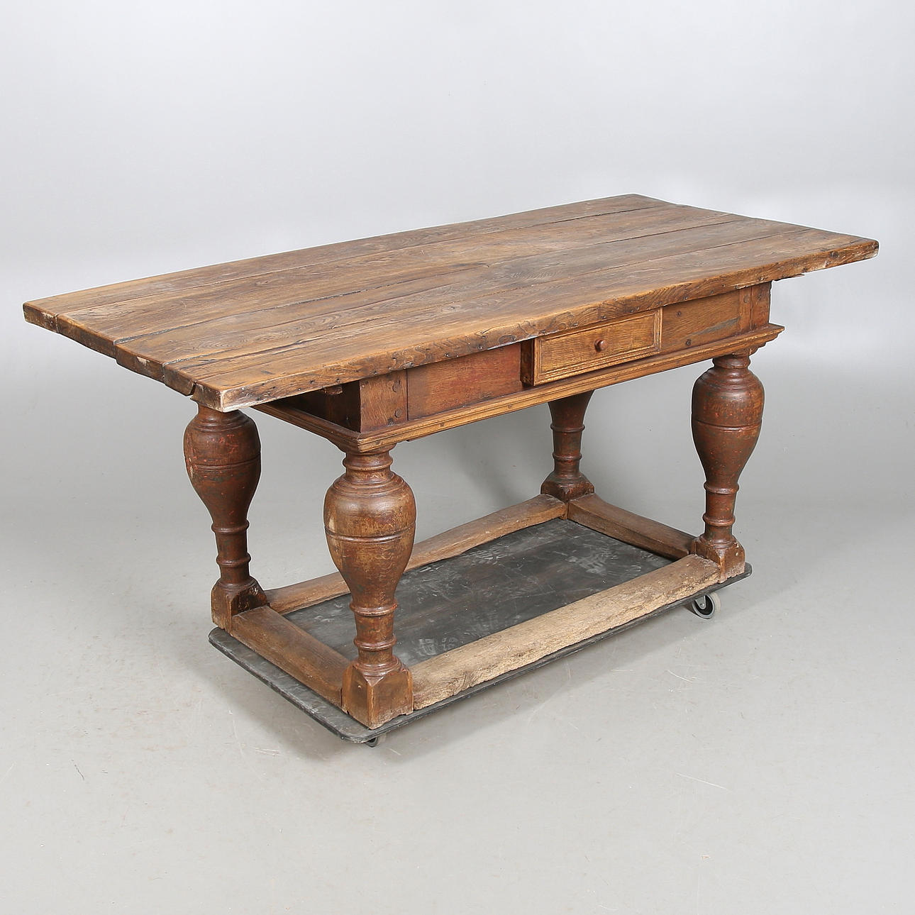 BORD, ek, barock, 16/1700-tal.