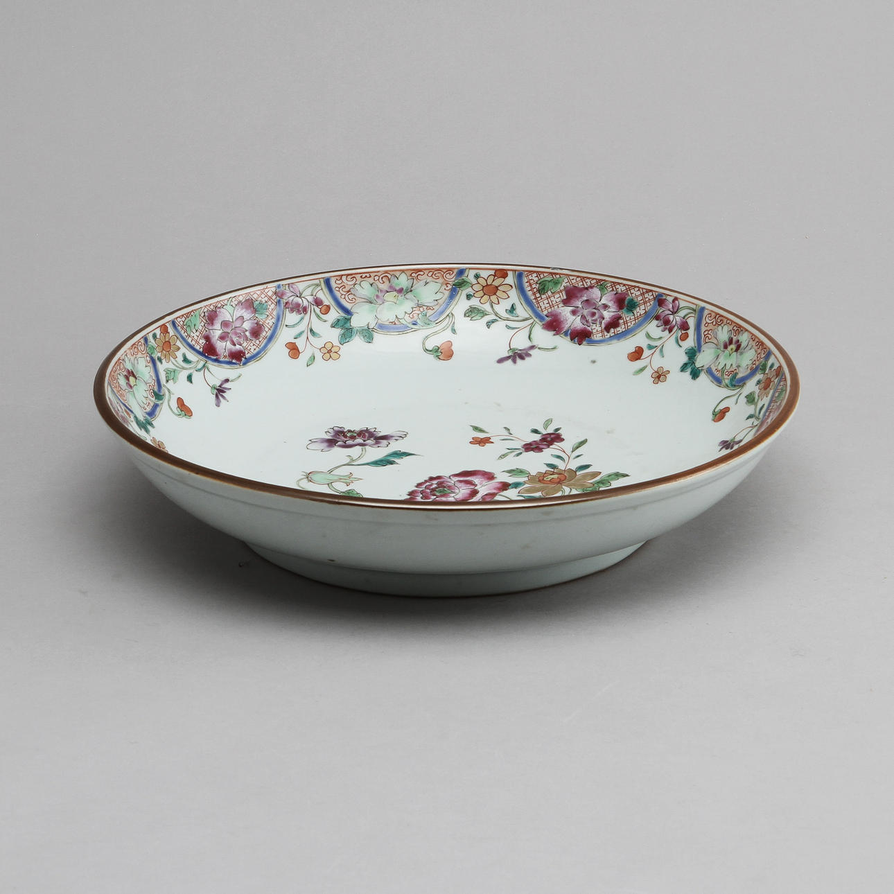 SKÅLFAT, porslin, Kina, 1700-tal.