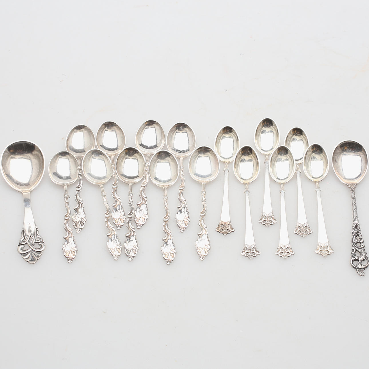 SKEDAR, 17 st, silver, Scandinavien, 1900-tal, vikt 161 gram.