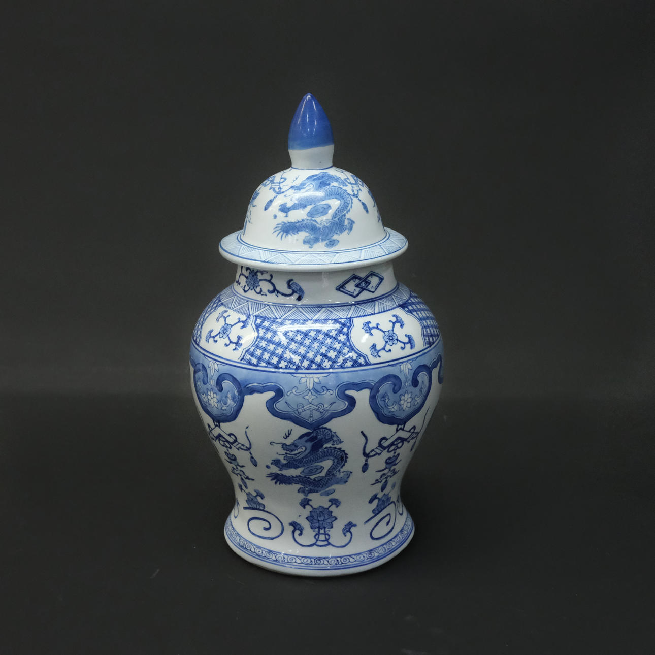 LOCKURNA, KINA, 1900-TAL.