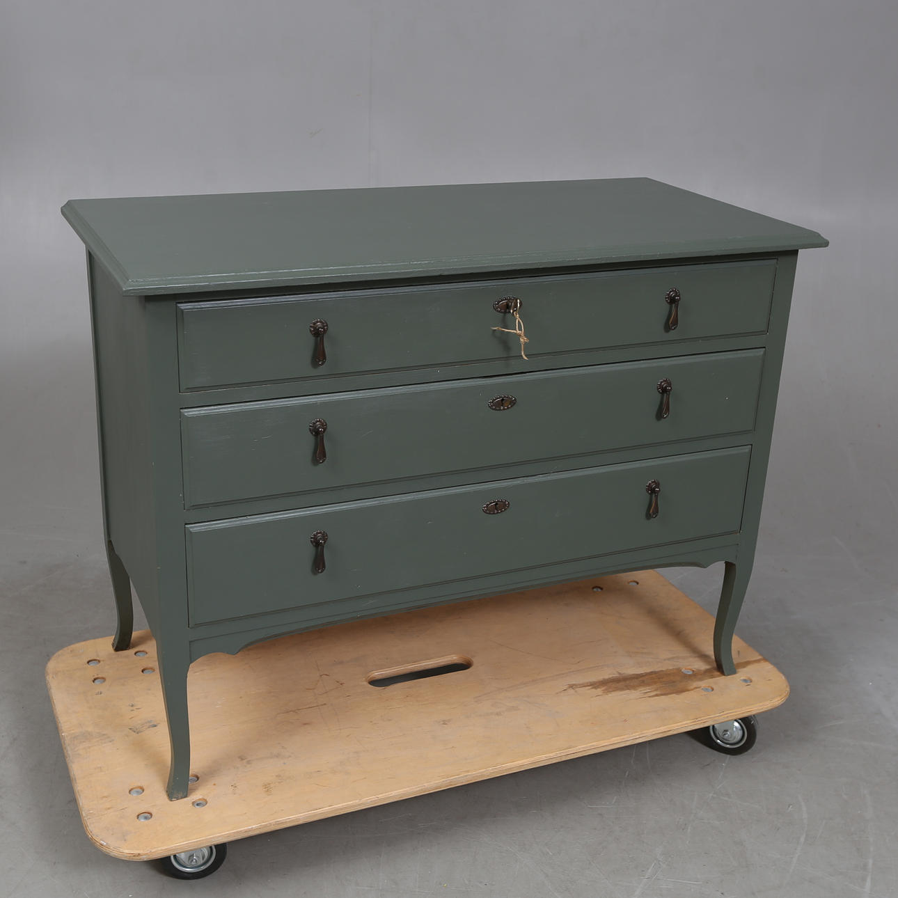 Kommode, malet, 1900-tallets første halvdel.