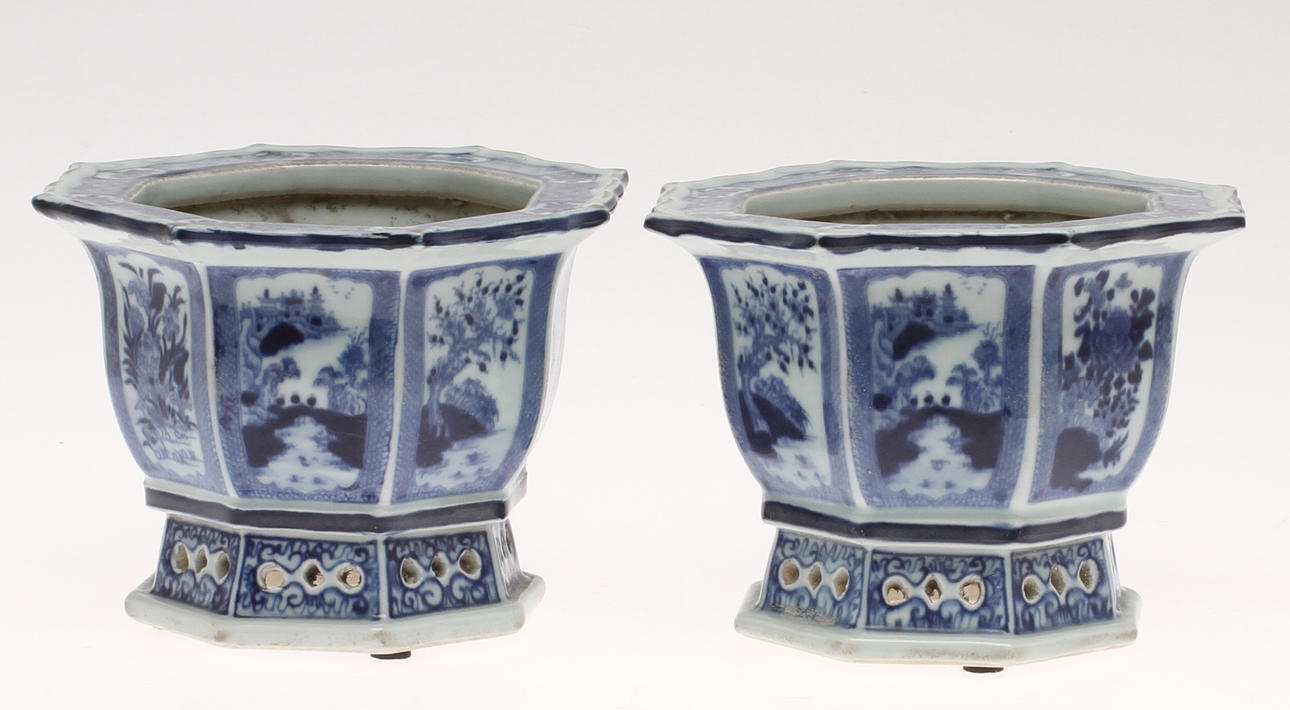 YTTERFODER, ett par, porslin, Kina.