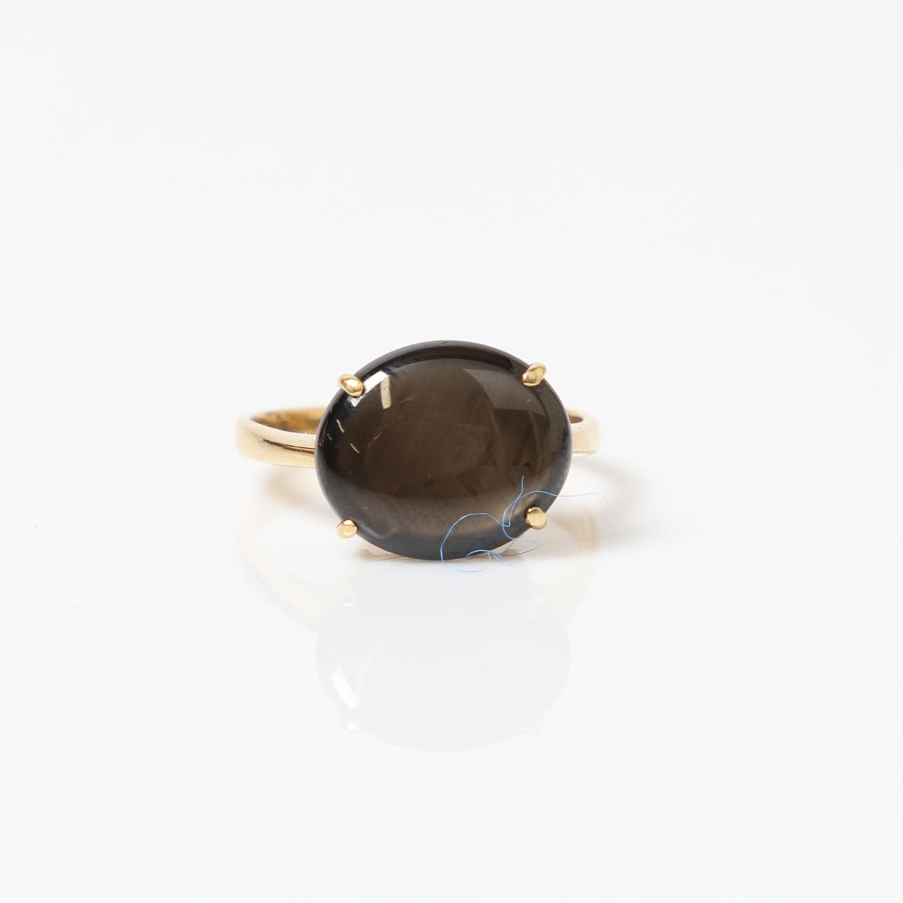 ANILLO DE CÓCTEL CON ZAFIRO ESTRELLA NEGRA.
