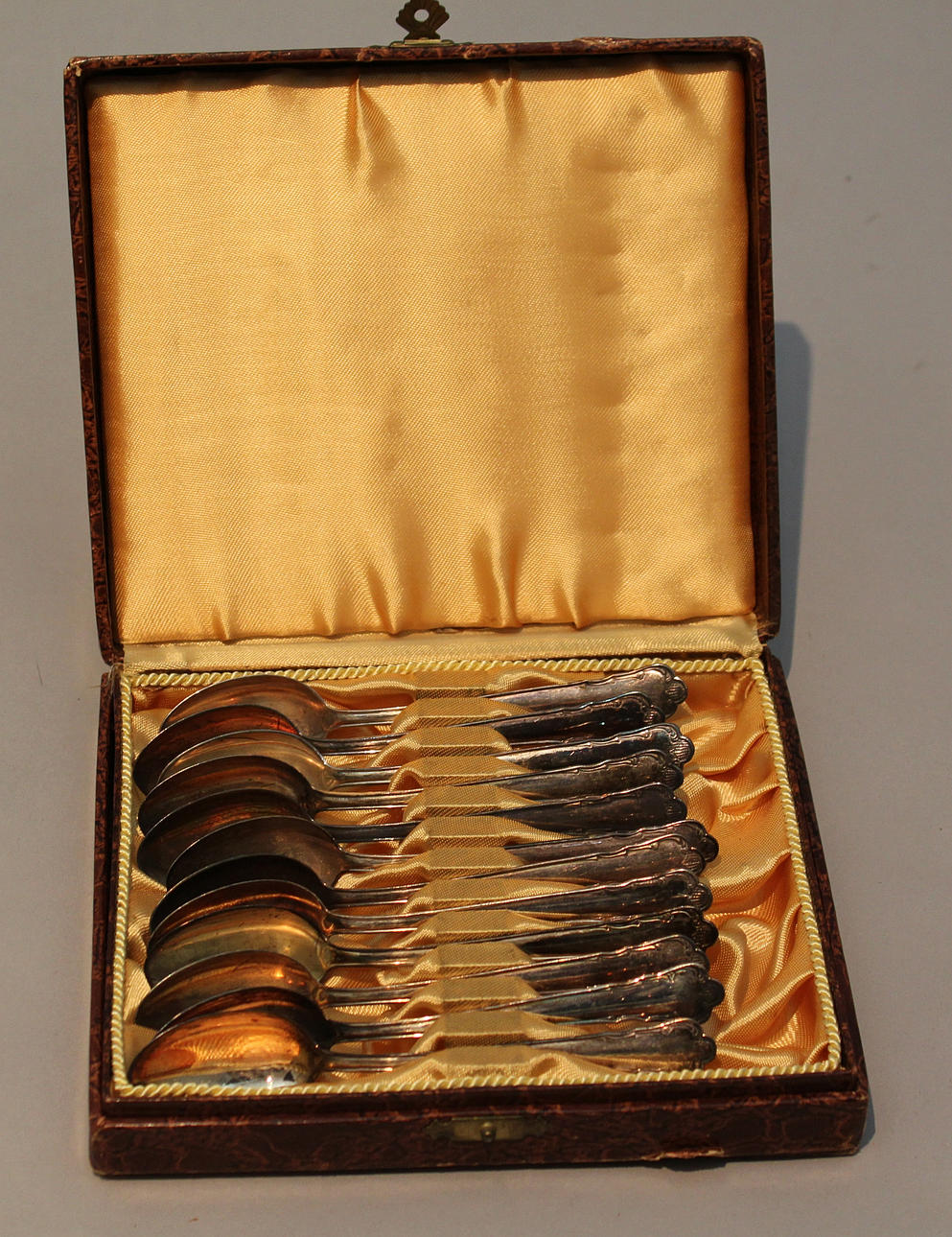 Parti silver (12). Kaffeskedar. Totalvikt 146 gram.