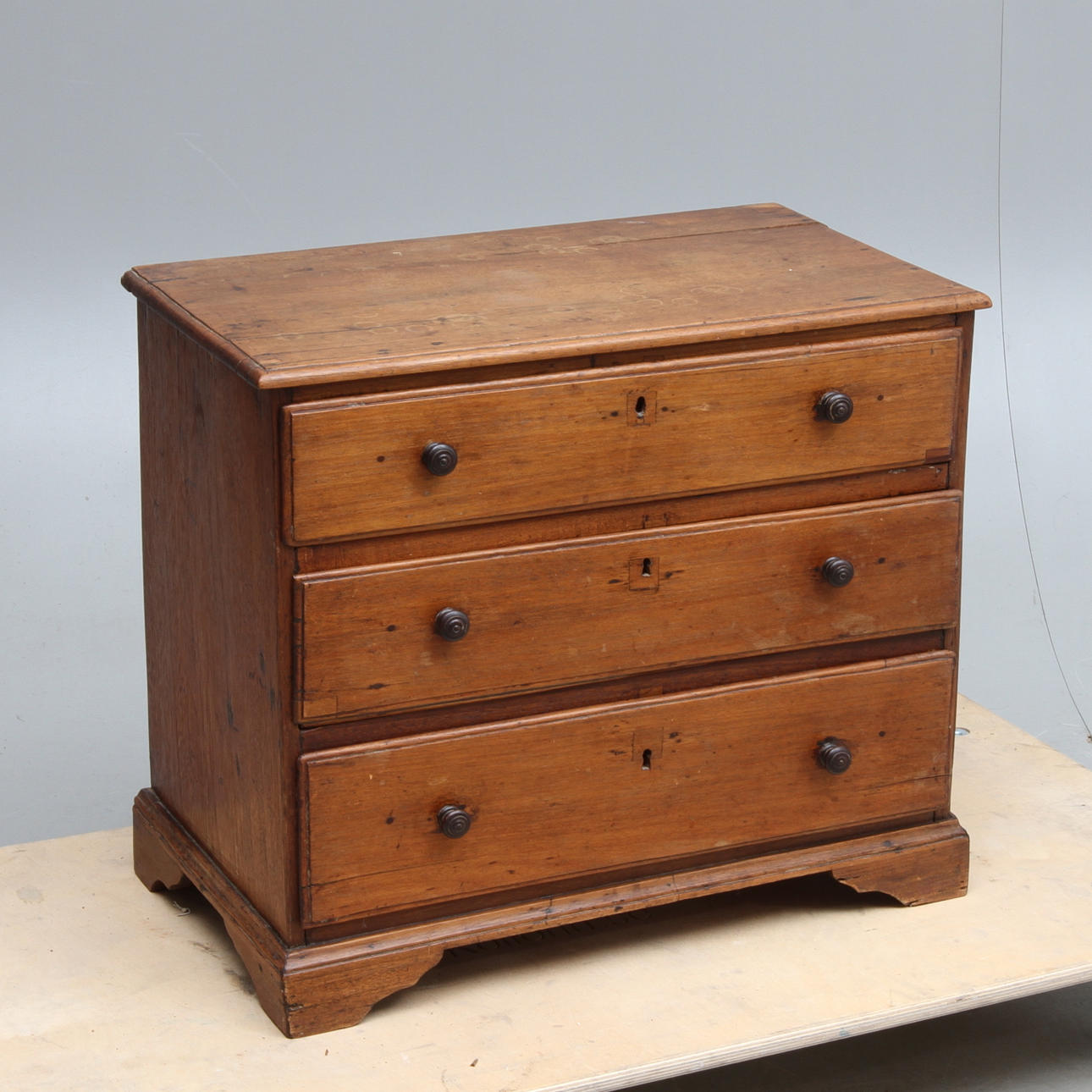 BARNBYRÅ, 1700/1800-tal.