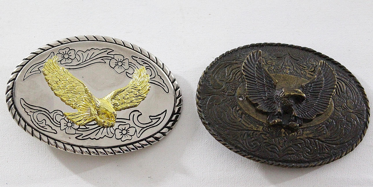 BÄLTESSPÄNNE, 2 st, metall, USA.