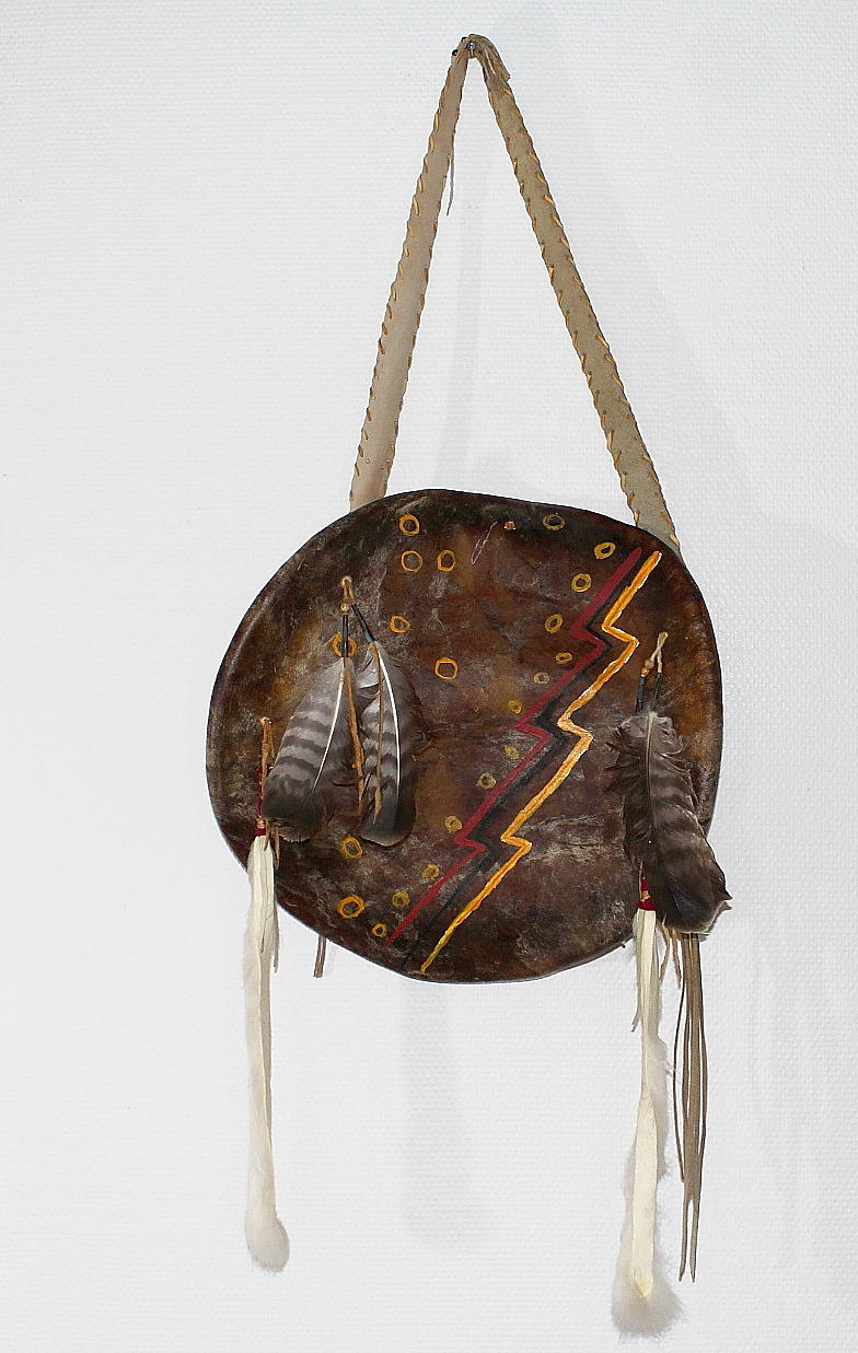 SKÖLD, råhud, indian Nordamerika, 1900-tal.