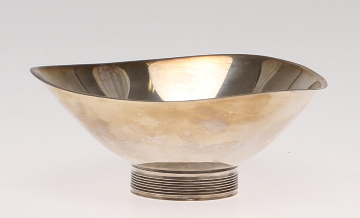 SKÅL, sterlingsilver, design Vera Ferngren, GAB, 1966.