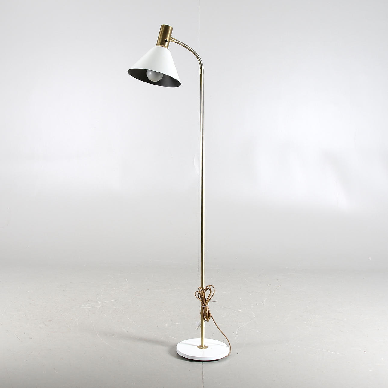 GOLVLAMPA, Falkenbergs belysning, 1900-talets andra hälft.