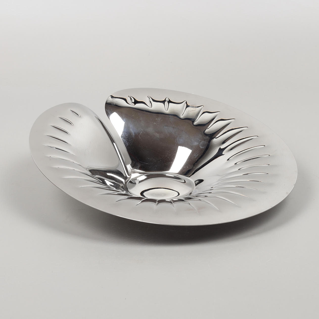 GEORG JENSEN. Brotkorb, Metall, 21. Jahrhundert.