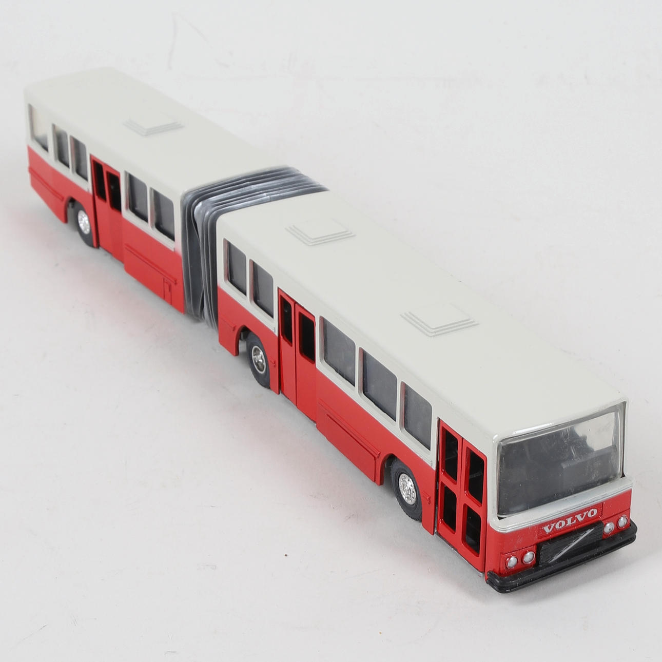 MODEL BUS, Volvo B 10 M, articulated bus.