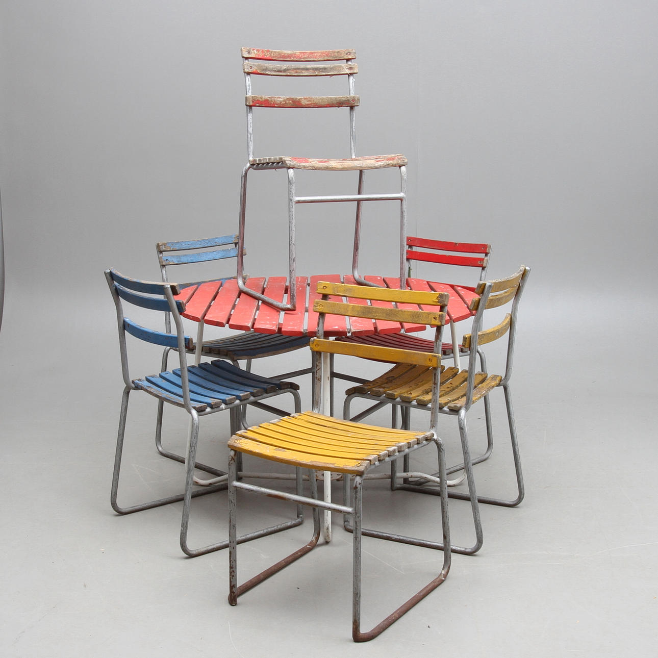 TRÄDGÅRDSGRUPP, 7 delar, 1900-tal.