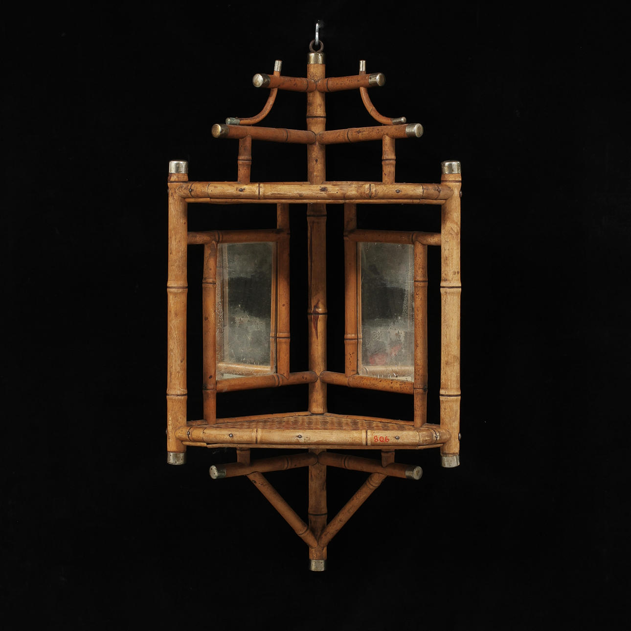 VÄGGHYLLA, för hörn, 1900-tal.