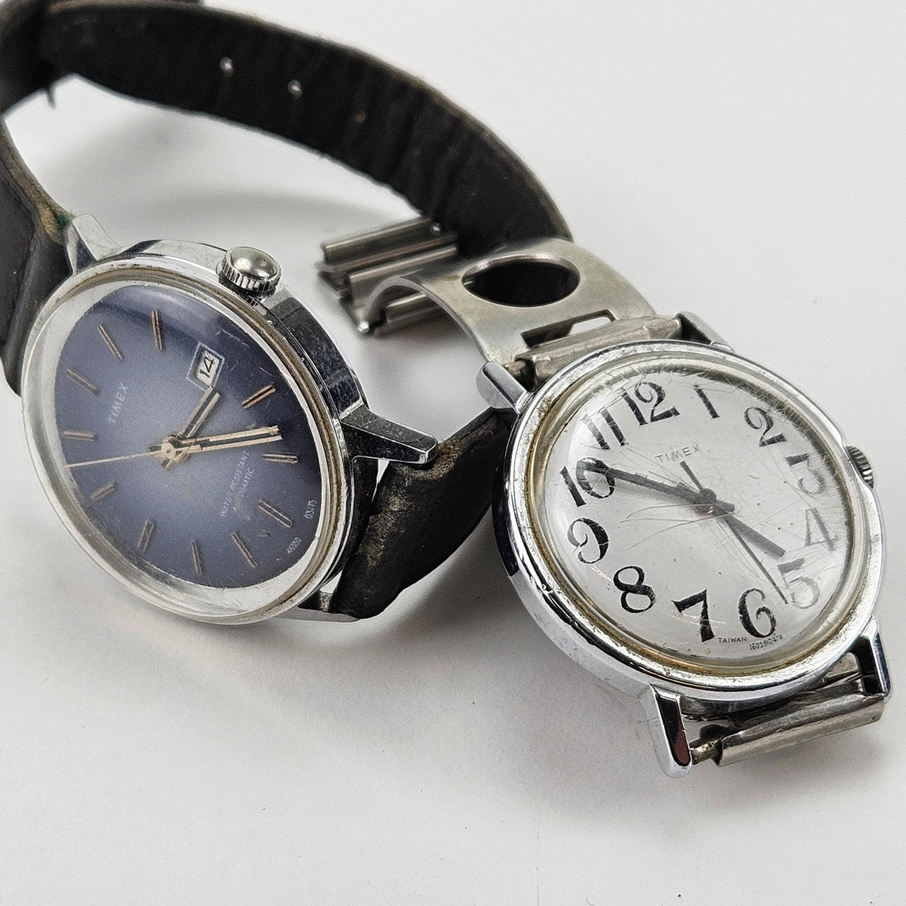 WRISTWATCH, 2 pcs, steel, Timex.