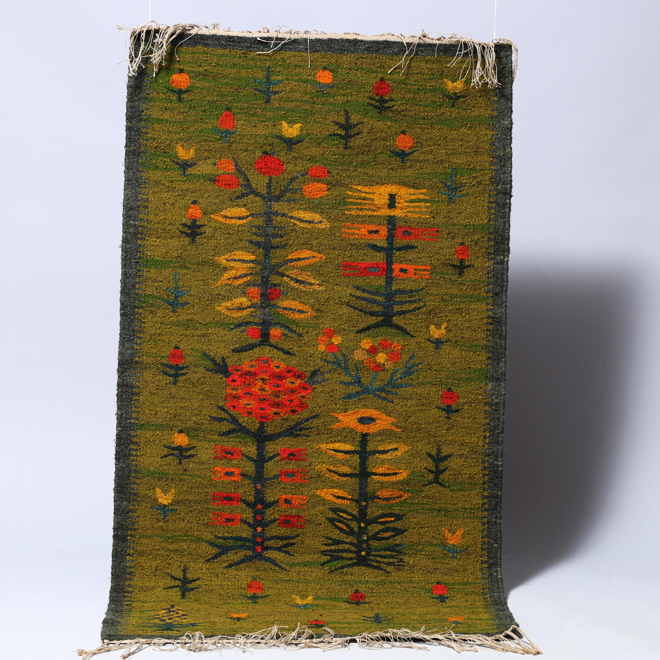 ALEKSANDRA MICHALAK-LEWINSKA (1927-2022). Handwoven wool rug, “Zielnik ...
