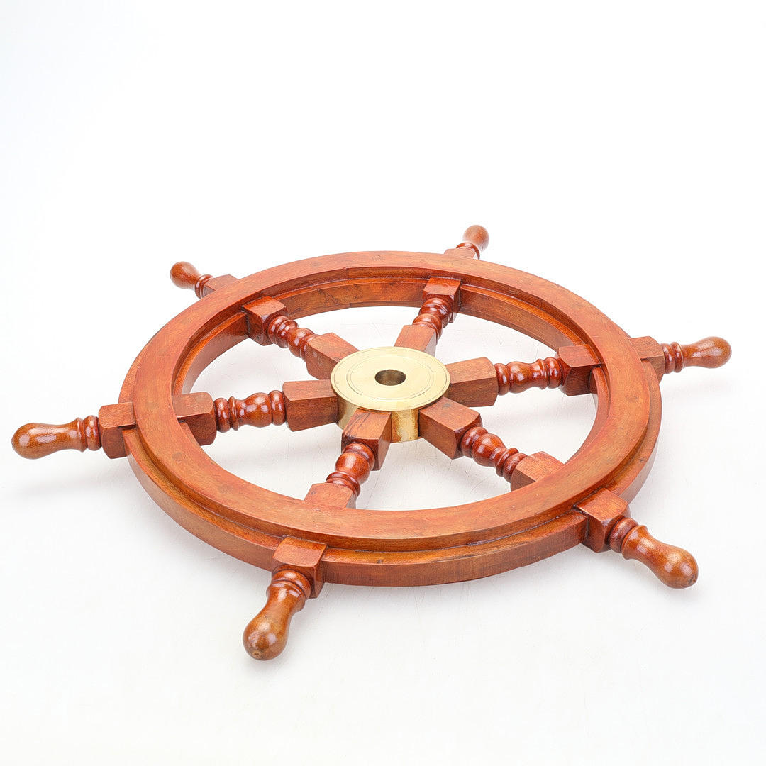 BOOTSLENKRAD, Holz, Messing, modern.