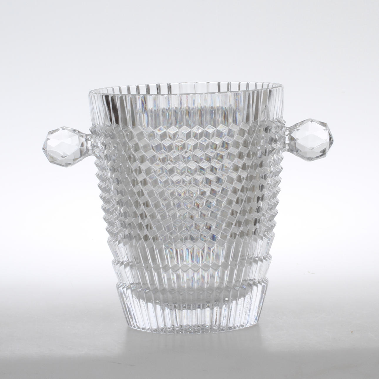 VINKYL, glas, 19/2000-tal.